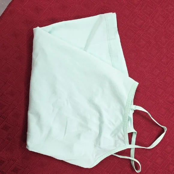 a.n.a Soft Green Top - Picture 2 of 3